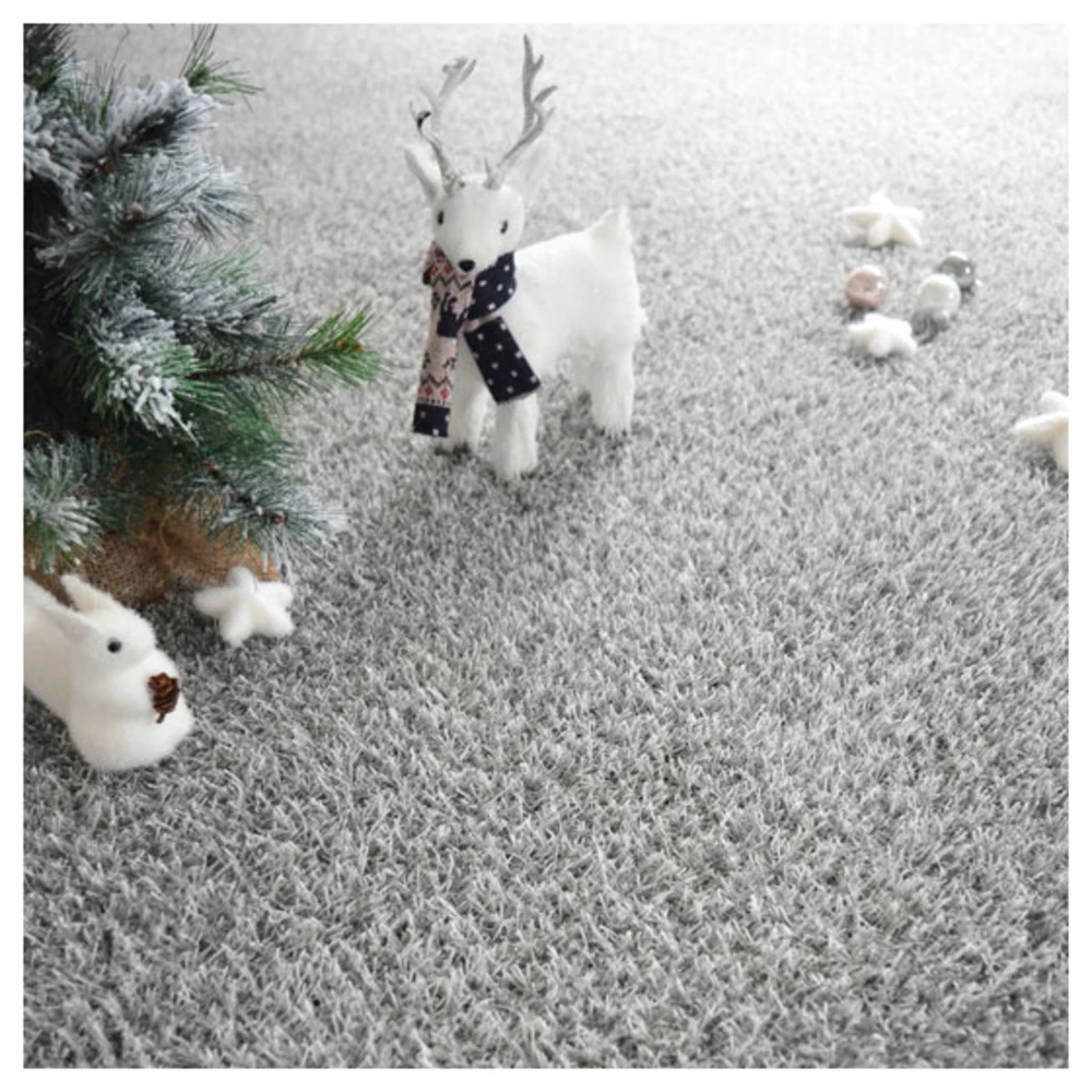 Gazon Synthétique Happy Party - Couleur Gris Clair - Classé Feu - 20mm - 2m X 9m – Image 4